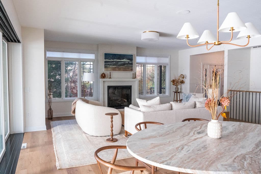 A living room at Hiawatha